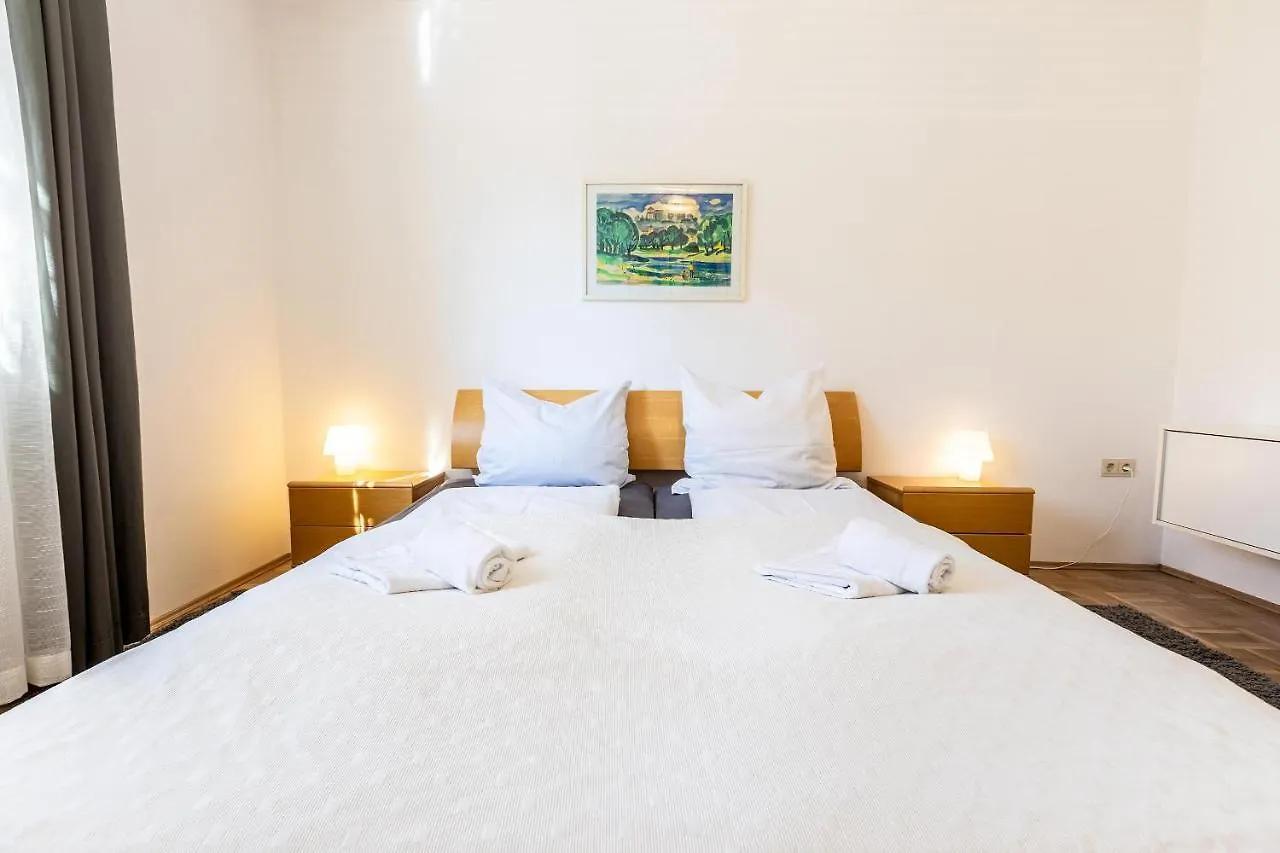 Pensión Serviced Appartement München Messe
