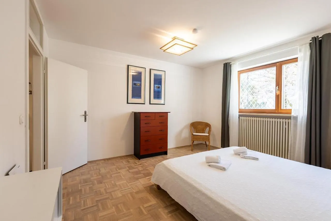 Serviced Appartement Muenchen Messe 0*, Monaco di Baviera